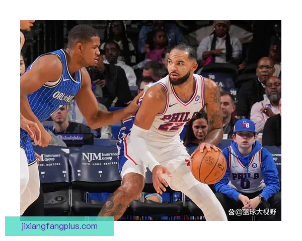 活塞横扫76人锁定东部第一詹金斯两双乔治复出近六战五场20+