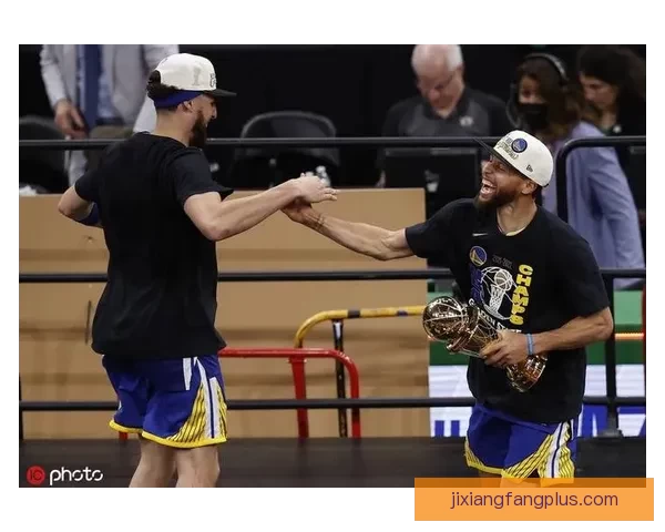 库里送上伍兹复出祝福当年那句证明给我看如今还给你